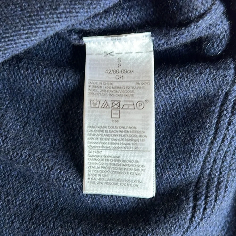 Banana Republic pertect essential